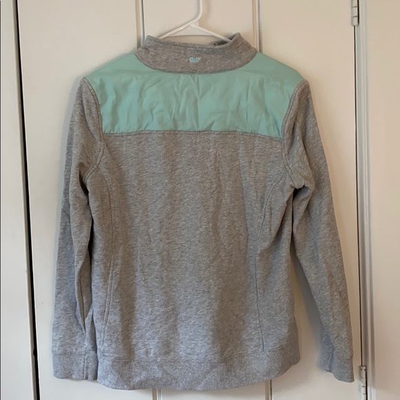 Vineyard Vines Quarter Zip - Picture 5 of 5
